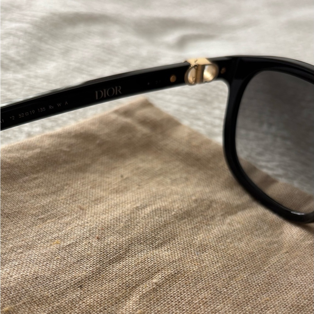 Dior 30mm Sunglasses - Picture 6 of 9